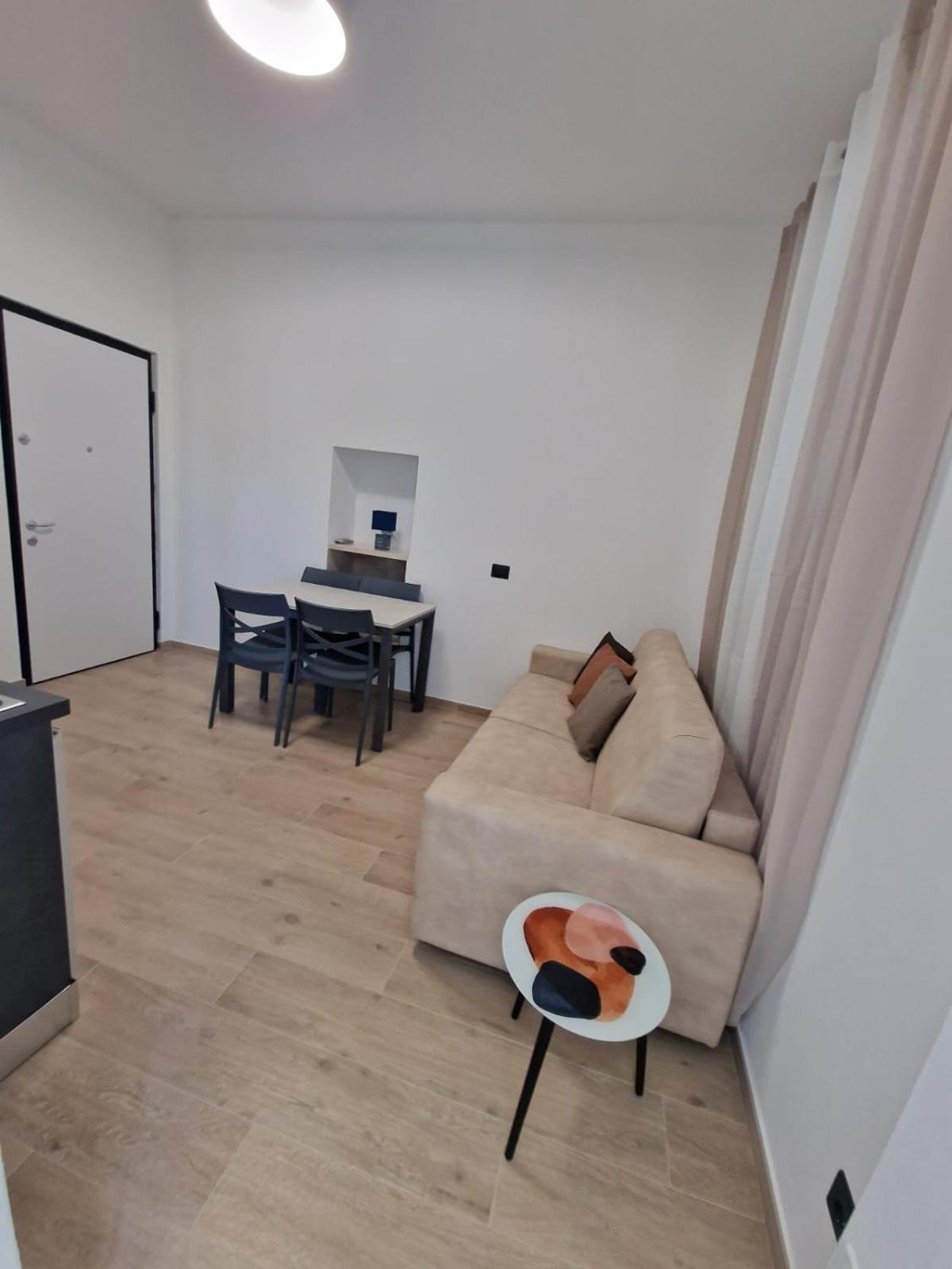 Ari's Apartment