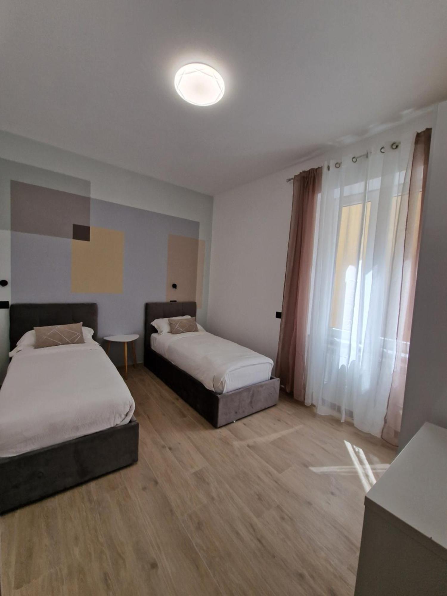 Ari's Apartment *